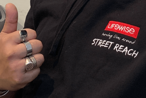 Merge Community Support - Individual Giving a Thumbs Up